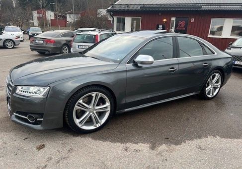 Audi A8, 2016