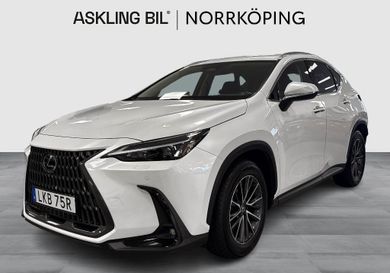 Lexus NX, 2025
