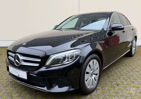 Mercedes-Benz C 300, 2021