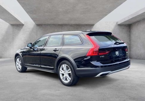 Volvo V90 Cross Country, 2019
