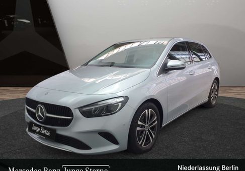 Mercedes-Benz B 180, 2026