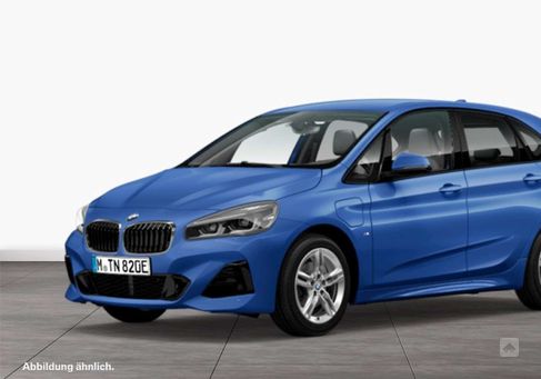 BMW 225, 2019