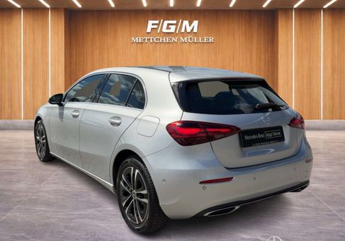 Mercedes-Benz A 200, 2023