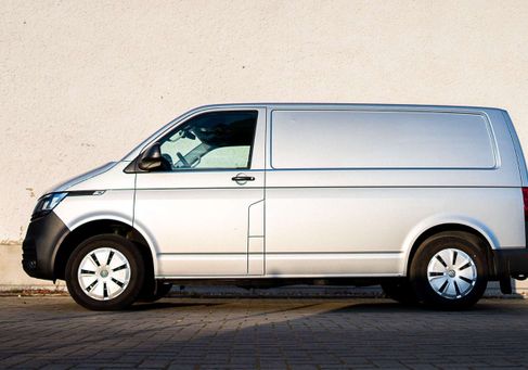 Volkswagen T6 Transporter, 2022