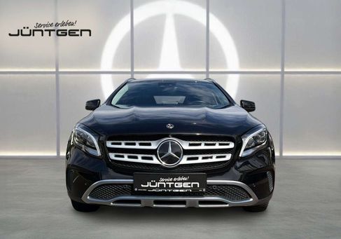 Mercedes-Benz GLA 180, 2020 2