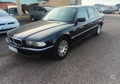 BMW 740, 2001