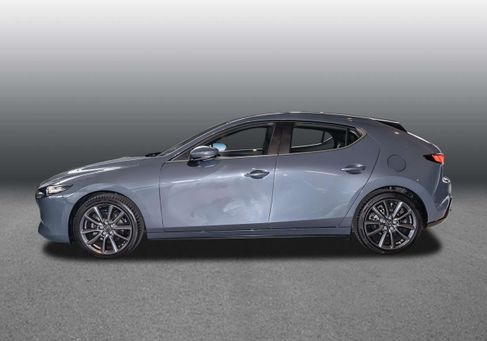 Mazda 3, 2025