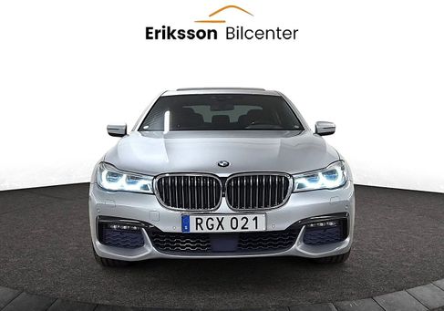 BMW 740, 2017