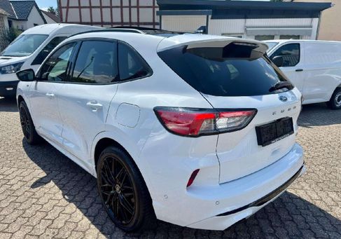 Ford Kuga, 2021