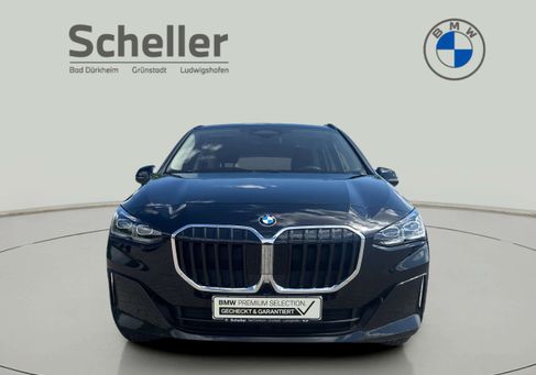 BMW 220, 2025