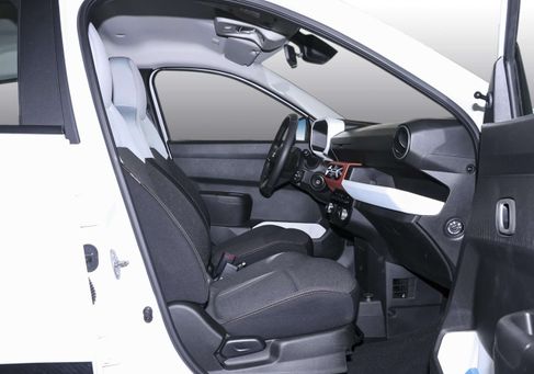 Dacia Spring, 2025 3