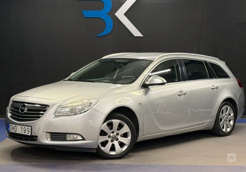 Opel Insignia, 2009