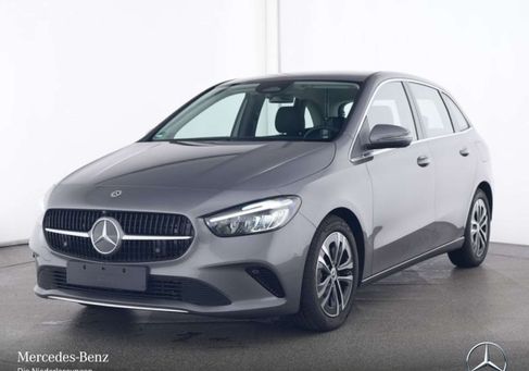 Mercedes-Benz B 180, 2025
