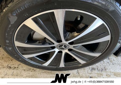Mercedes-Benz E 300, 2020 3