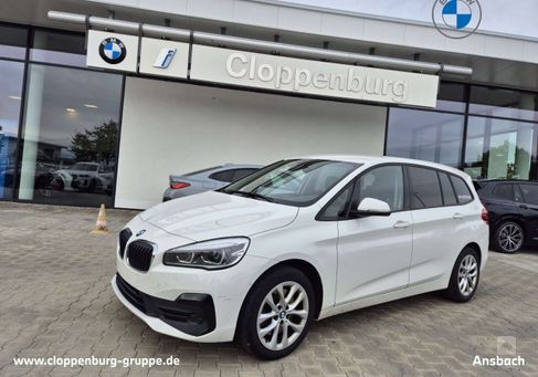 BMW 218, 2021