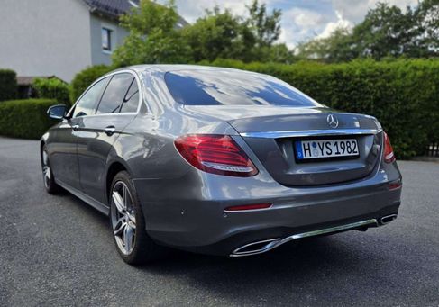 Mercedes-Benz E 350, 2017
