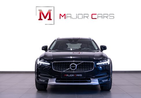 Volvo V90 Cross Country, 2020