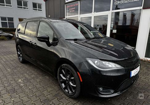 Chrysler Pacifica, 2018