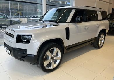 Land Rover Defender, 2026