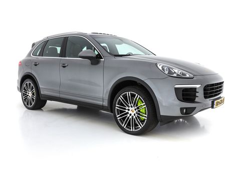 Porsche Cayenne, 2015