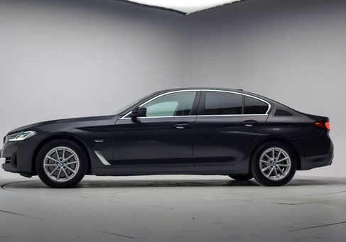 BMW 530, 2022