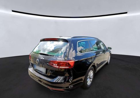 Volkswagen Passat Variant, 2023 3