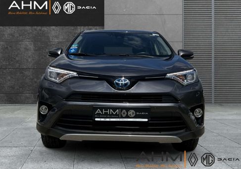 Toyota, 2018 3