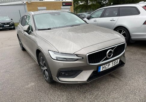 Volvo V60, 2021