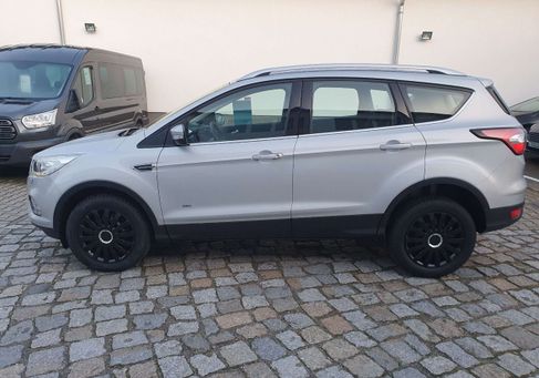Ford Kuga, 2019