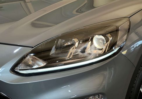 Ford Kuga, 2022