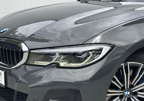 BMW 330, 2020