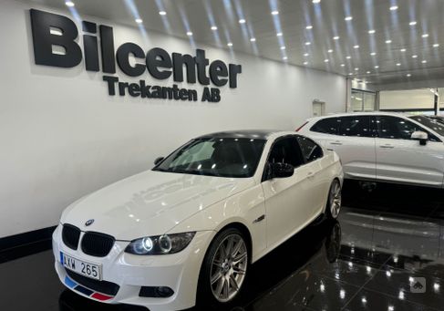 BMW 325, 2010