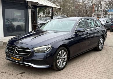 Mercedes-Benz E 200, 2021