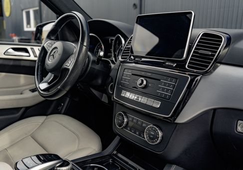 Mercedes-Benz GLE 400, 2018