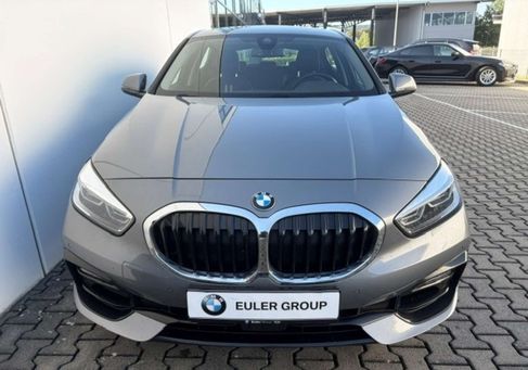 BMW 120, 2023