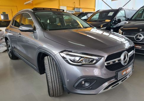 Mercedes-Benz GLA 200, 2020