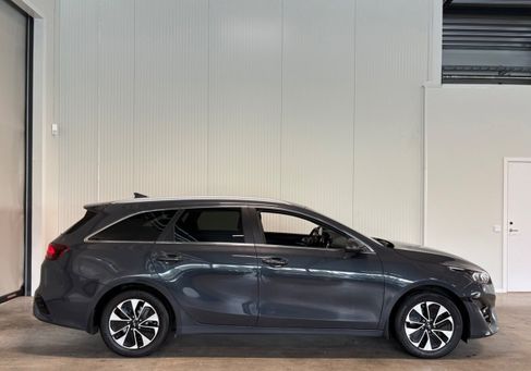 Kia Cee'd Sportswagon, 2022
