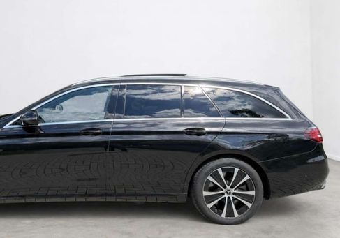 Mercedes-Benz E 300, 2021