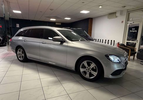Mercedes-Benz E 220, 2018 3