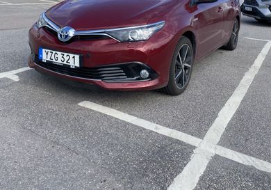 Toyota Auris Touring Sports, 2017