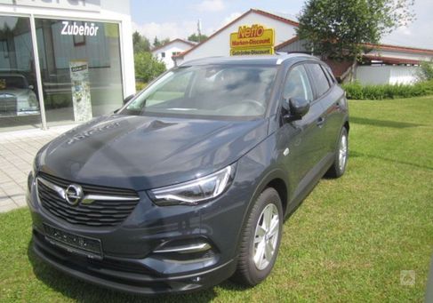 Opel Grandland X, 2017