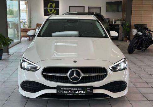 Mercedes-Benz C 300, 2021 3