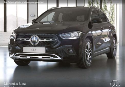 Mercedes-Benz GLA 200, 2023