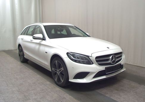 Mercedes-Benz C 300, 2020 3