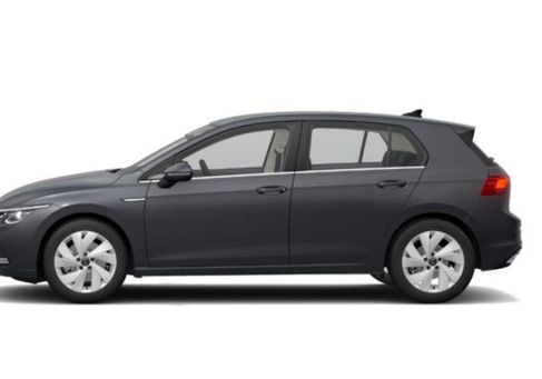 Volkswagen Golf, 2023 2