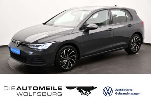 Volkswagen Golf, 2022