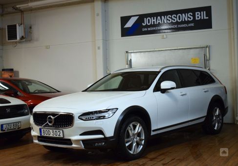 Volvo V90 Cross Country, 2018