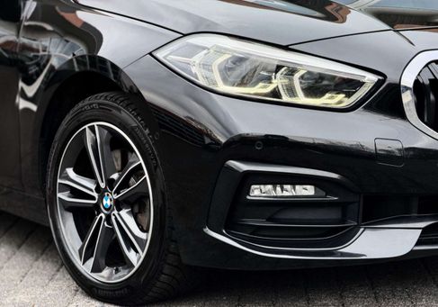 BMW 118, 2020