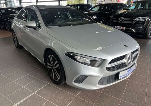 Mercedes-Benz A 180, 2020