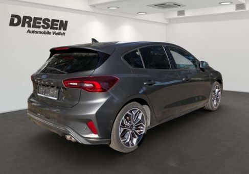 Ford Focus, 2023 3